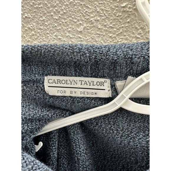 Carolyn Taylor Womens Sweater Size Small Blue Fuzzy Long Sleeve V-Neck - Picture 4 of 11